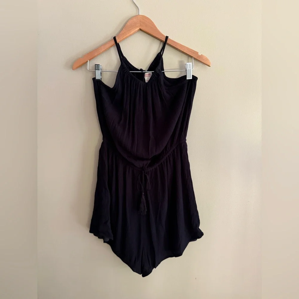 Mossimo Supply Co. size large